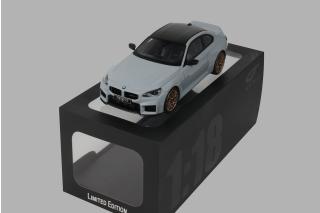 BMW M2 CS BROOKLYN GREY 2026 GT Spirit 1:18 Resinemodell (Türen, Motorhaube... nicht zu öffnen!)